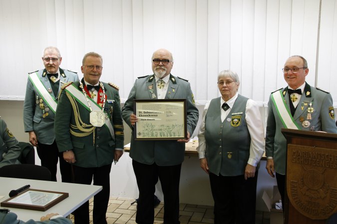 St. Sebastianus Ehrenkreuz für Armin Lennartz